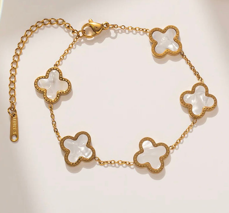 Shadow Bloom Clover